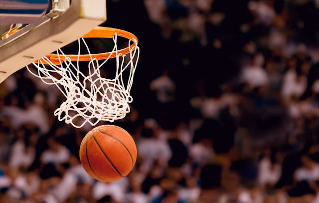 scoring the wining points at a basketball game | Image credit: © - Brocreative © -  stock.adobe.com