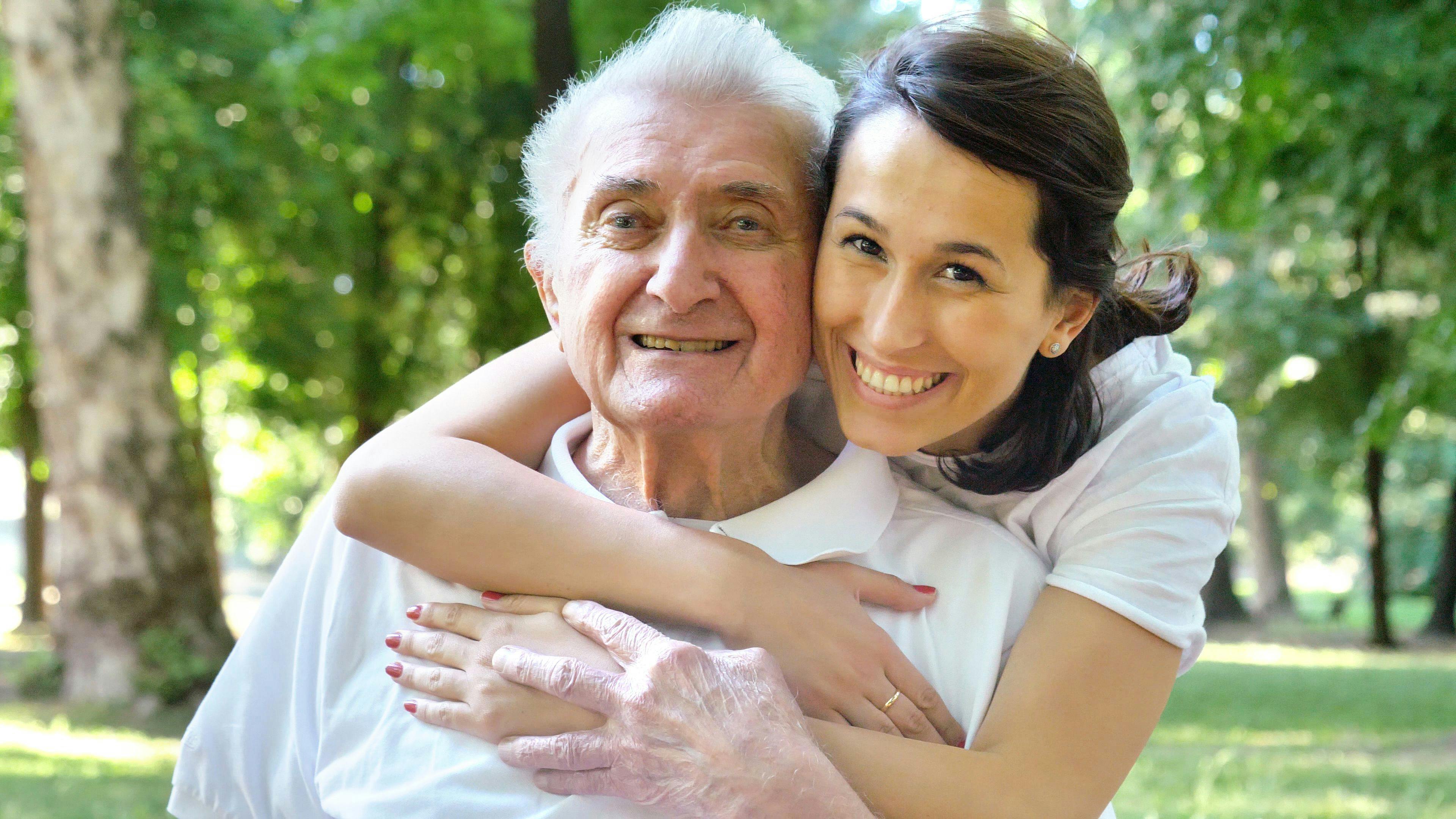 10 Helpful Tips for Cancer Caregivers