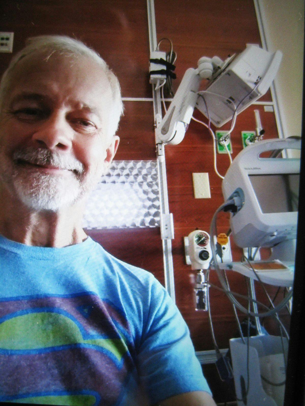 John Smelcer at his first chemotherapy appointment