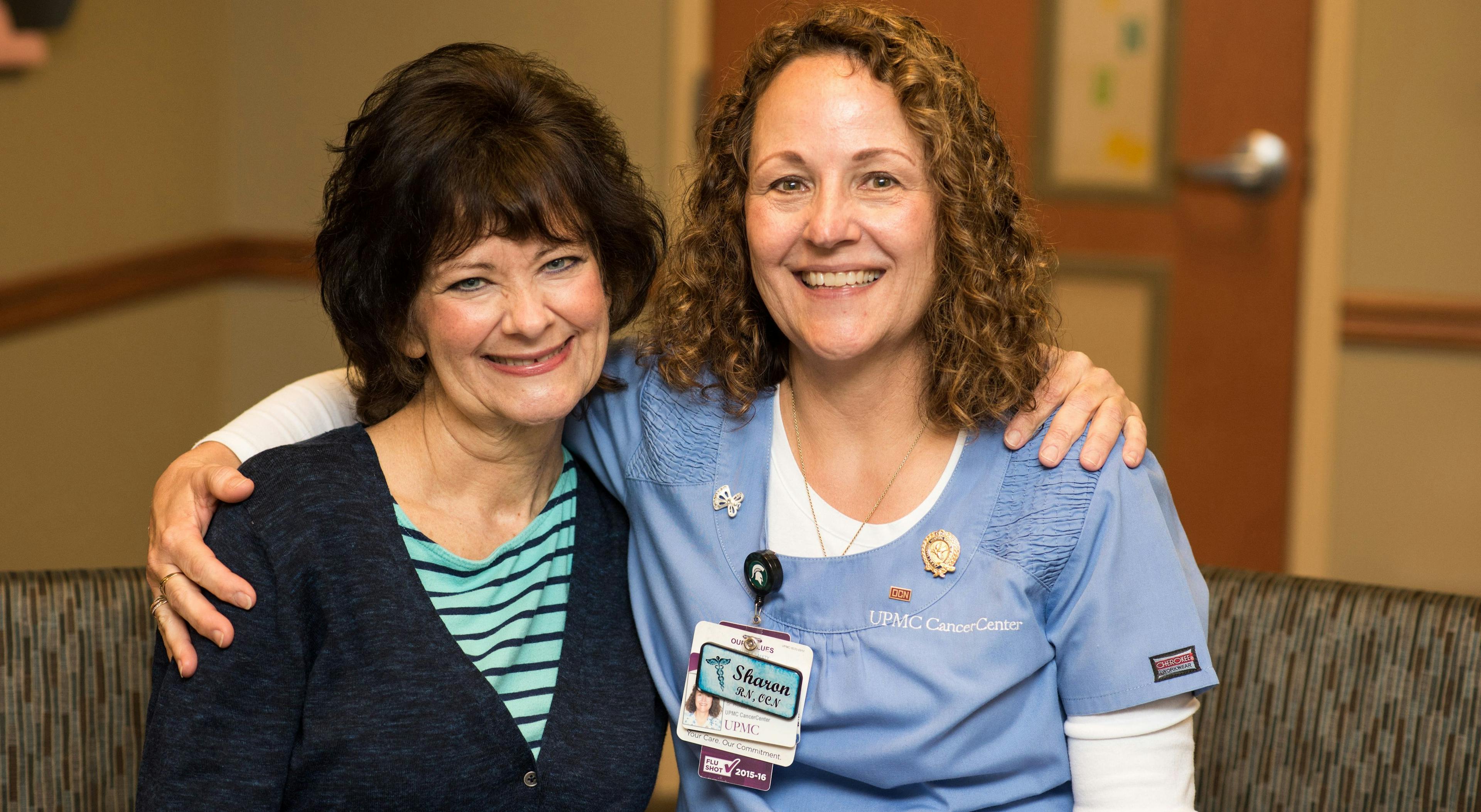  Diane Makrinos and Sharon O’Connell Welch, RN, OCN PHOTO BY KATHRYN HYSLOP